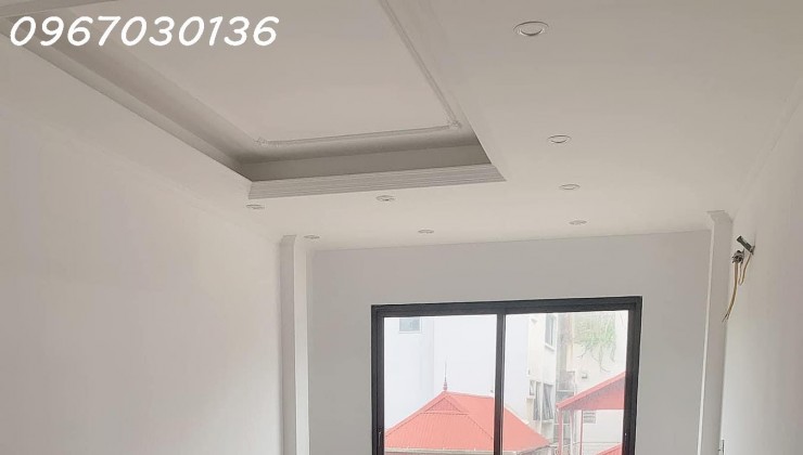 CẦN BÁN GẤP PHỐ THÁI HÀ, TÂY SƠN 50M x 7T MT4.0M, THANG MÁY, GIÁ NHỈNH 10 tỷ, CÓ TL.